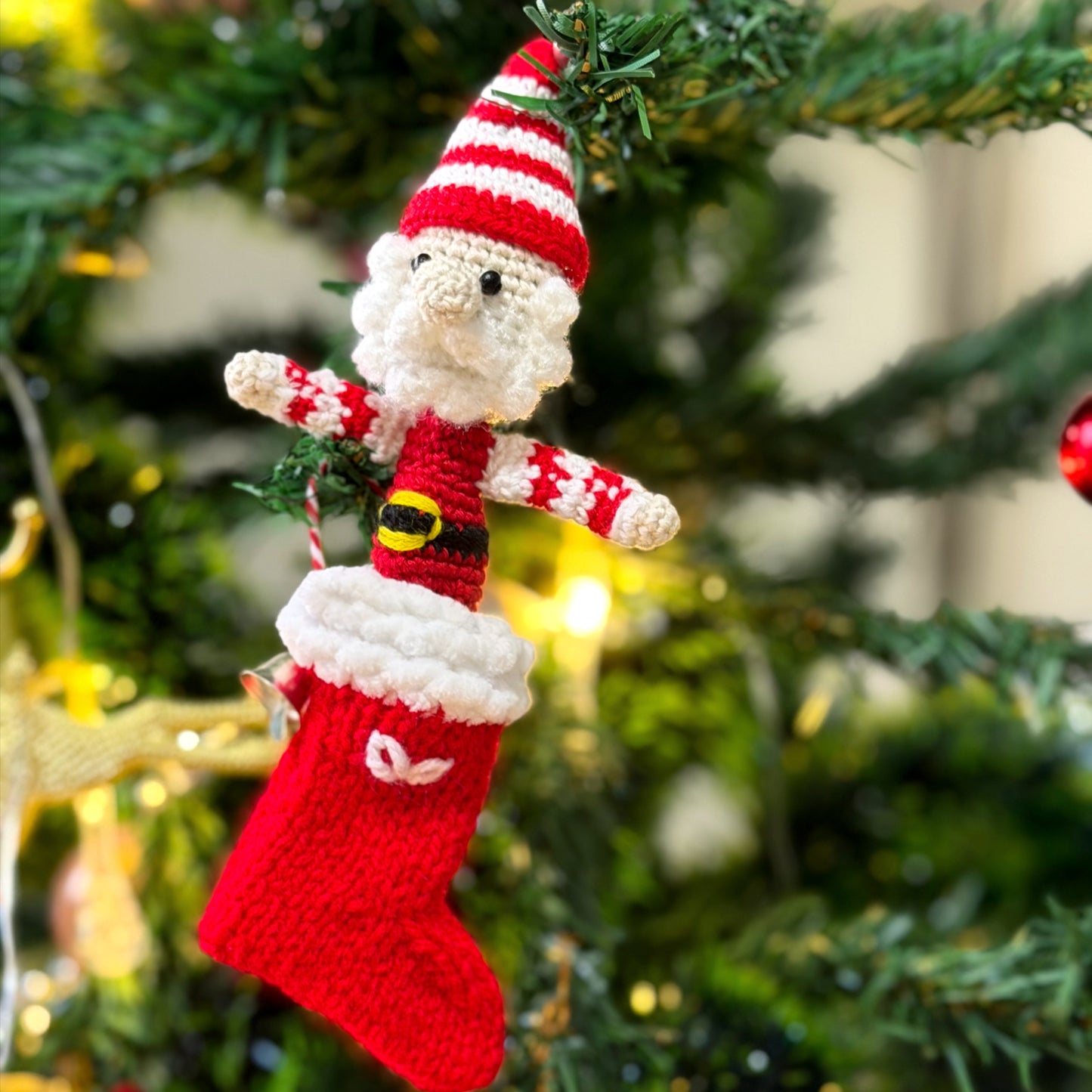 Santa Finger Puppet
