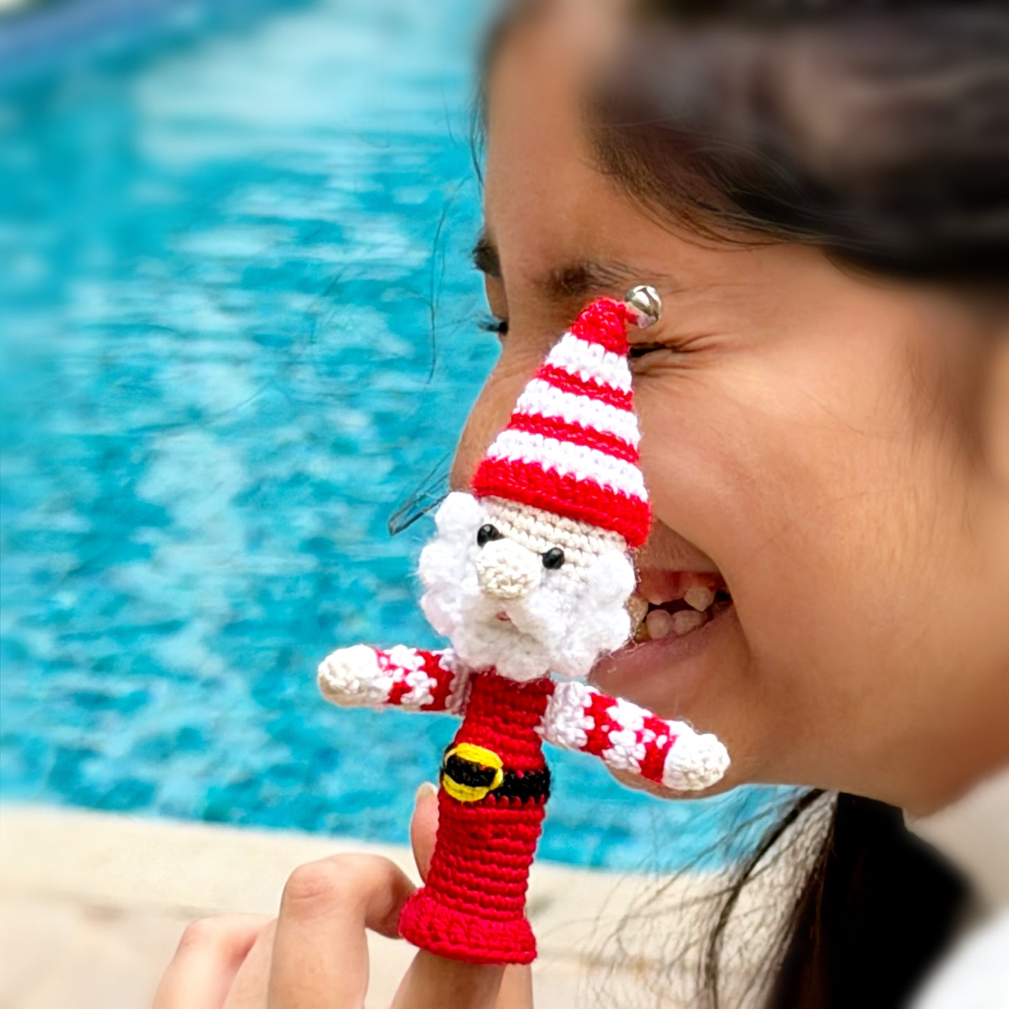 Santa Finger Puppet